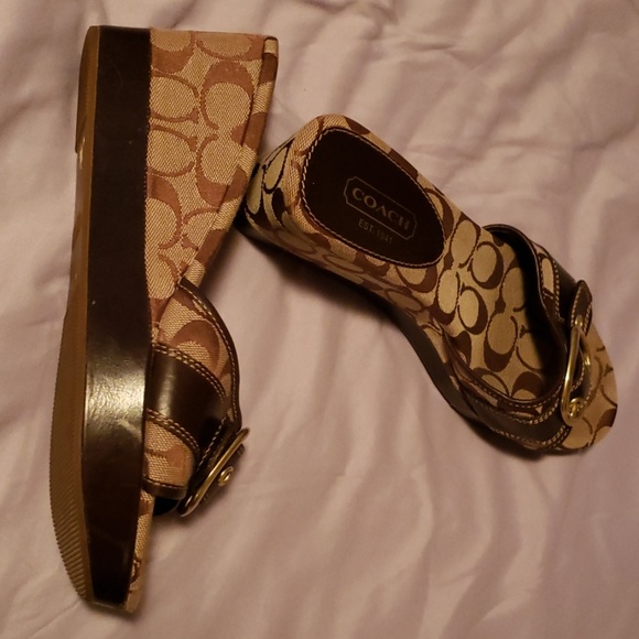 Coach shoes - Picture 2 of 3